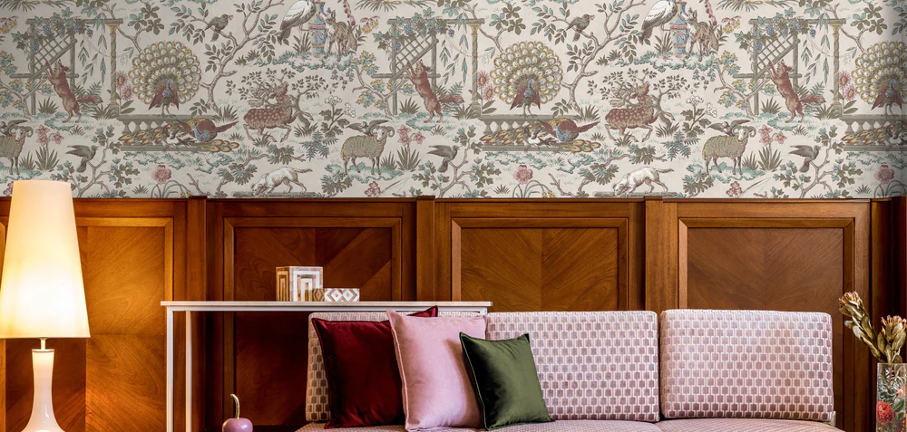 Elegant Privacy, Effortless Style
